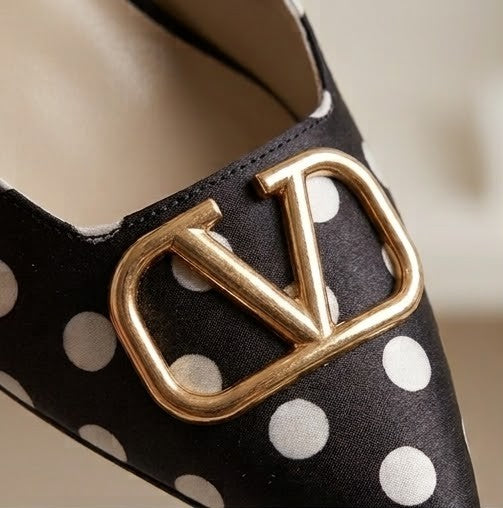 Polkadot V-Logo Heels